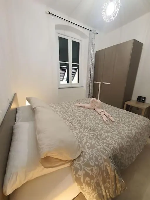 Casa Wanda, Apartment In Genova  Genoa